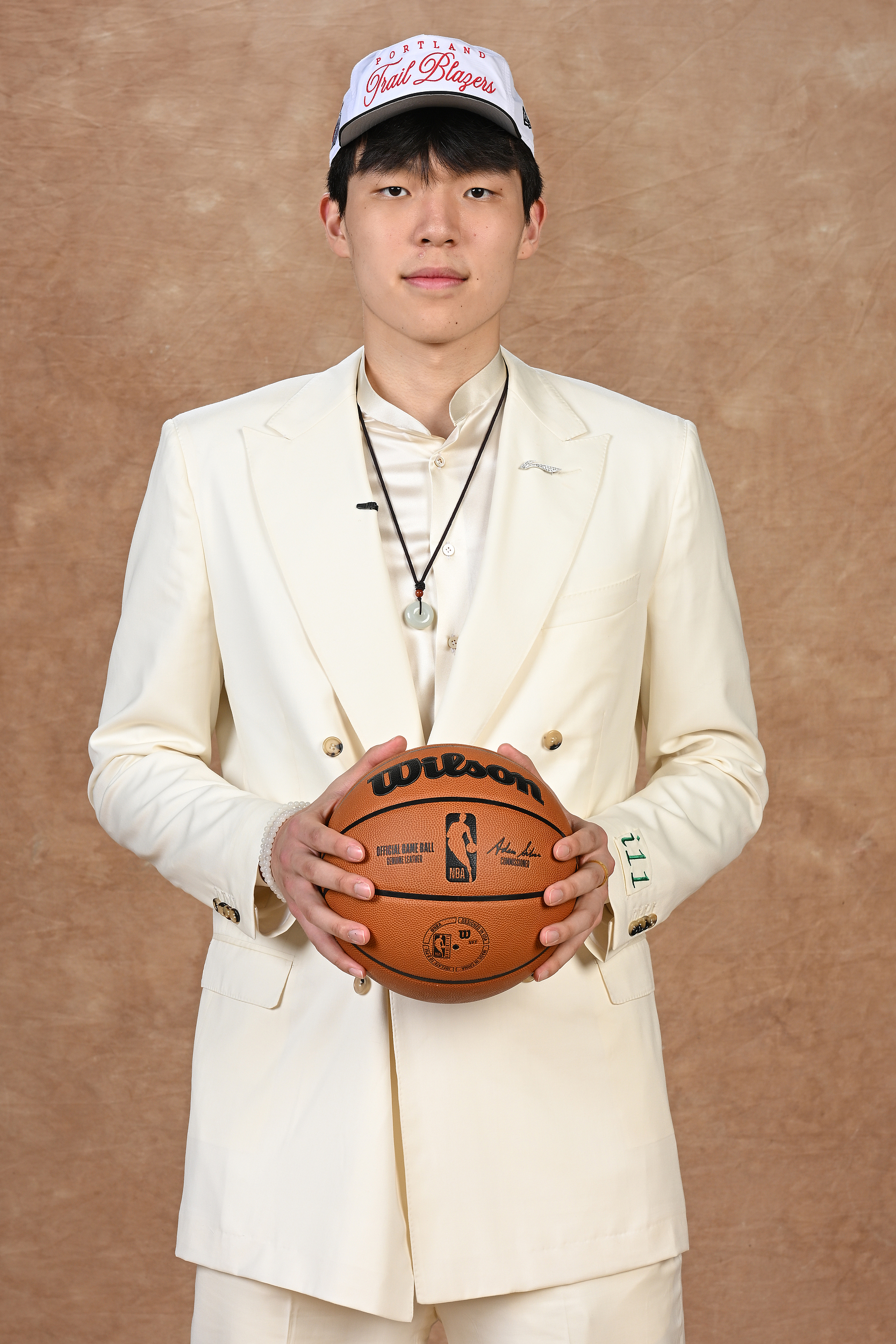 半岛·体育中国官方网-王博：杨瀚森应该感谢我，在季后赛5场给到他充足对抗