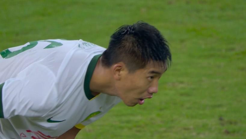 半岛·BOB官方网站-柏杨出场连续29场联赛不败记录终结，上次他出场输球也是客战山东